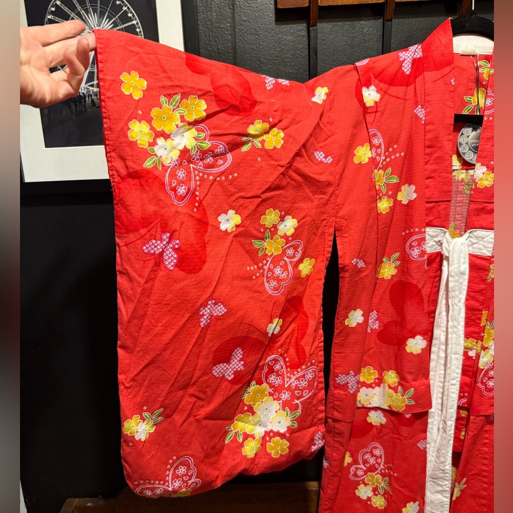 Floral Red Kimono Robe - Picture 2 of 7